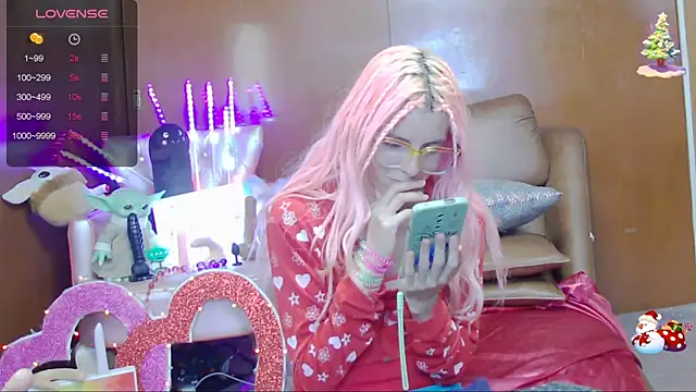 Skinygirl online show from 01-25-25, 11:11