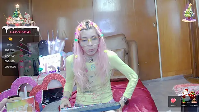 Skinygirl online show from 02-03-25, 11:05