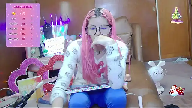 Skinygirl online show from 09-13-25, 02:22