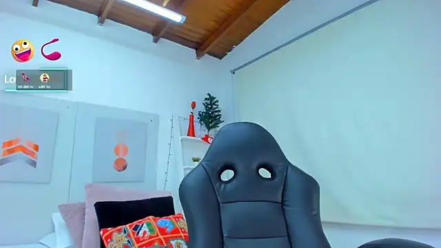 AlessiaMarcu- online show from 12-14-24, 08:34