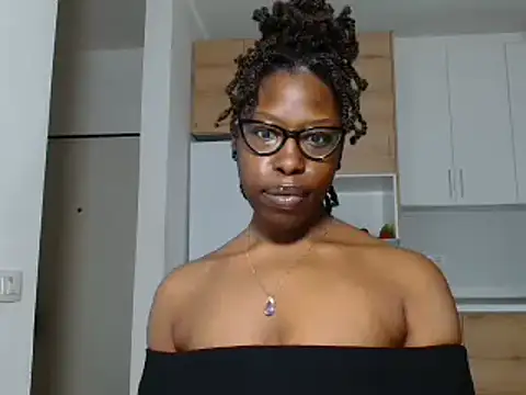 MadamIndigo online show from 01-09-26, 01:36