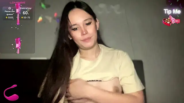 Snapshot of MeganTheRarest chatting on 03-02-26, 07:26 MeganTheRarest online show from 03-02-26, 07:26