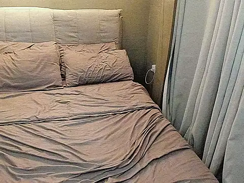 MissAyaCollins online show from 12-18-25, 10:10