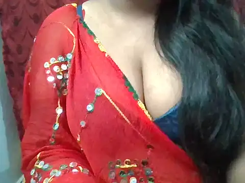 Snapshot of Roopshikha39 chatting on 12-06-24, 11:03 Roopshikha39 online show from 12-06-24, 11:03