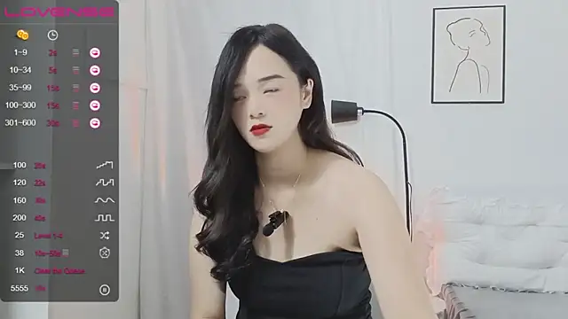 QiuPeiPeimmm online show from 12-04-24, 10:46