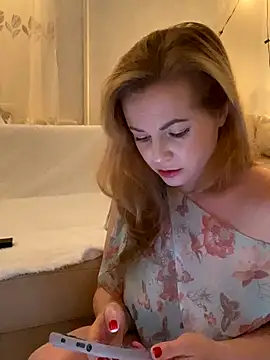 Snapshot of Lady__Maria chatting on 12-05-25, 04:25 Lady Maria online show from 12-05-25, 04:25