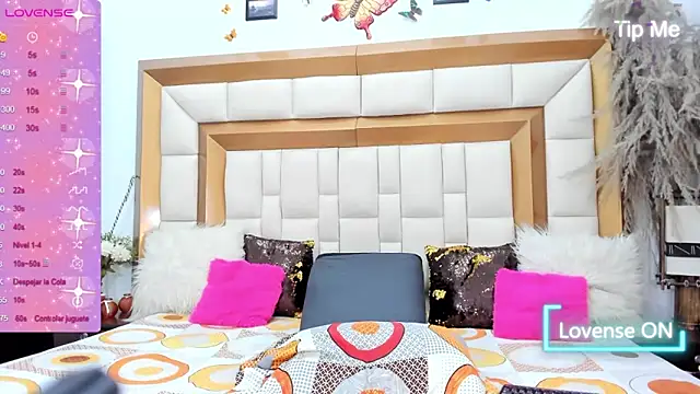 BellaKarla online show from 12-11-24, 08:28