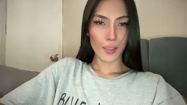 Bella Gordon online show from 09-21-25, 06:15