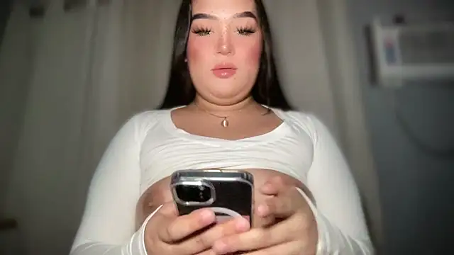 MissCataleyaxxx online show from 12-14-25, 11:04