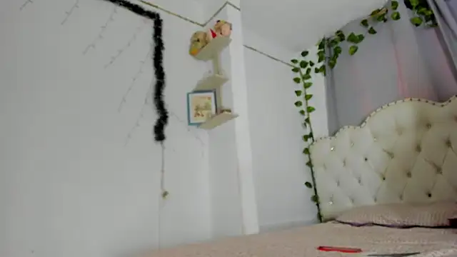 khalyn jenner online show from 01-27-25, 10:27