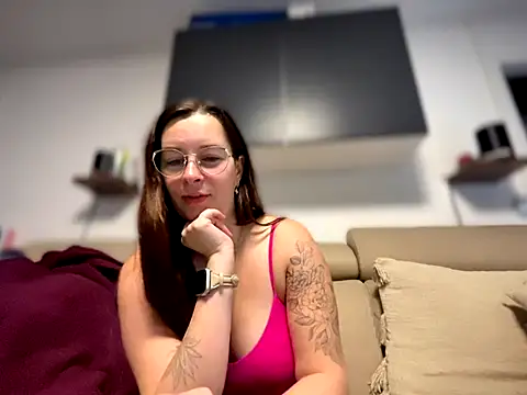 Amai Live online show from 11-14-25, 08:24