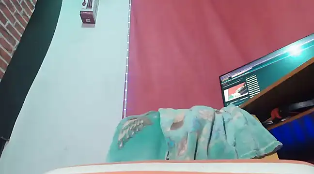 paulavletina21 online show from 02-18-25, 01:00