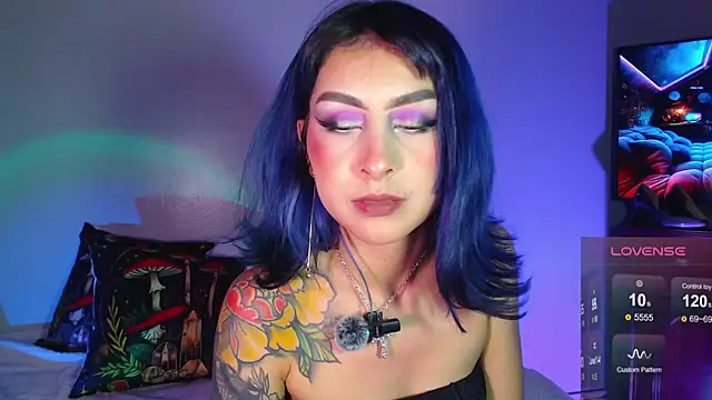 Cinamoonn online show from 02-02-25, 07:35