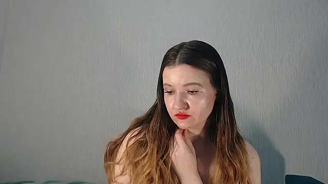 Snapshot of SecretWithJessie chatting on 03-19-25, 04:13 SecretWithJessie online show from 03-19-25, 04:13