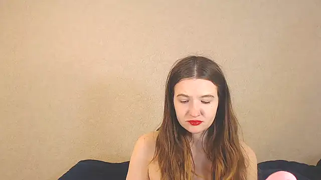 Snapshot of SecretWithJessie chatting on 10-13-25, 10:10 SecretWithJessie online show from 10-13-25, 10:10