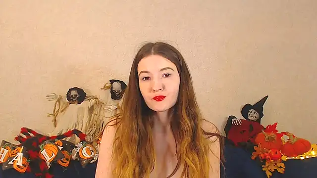 Snapshot of SecretWithJessie chatting on 10-16-25, 06:36 SecretWithJessie online show from 10-16-25, 06:36