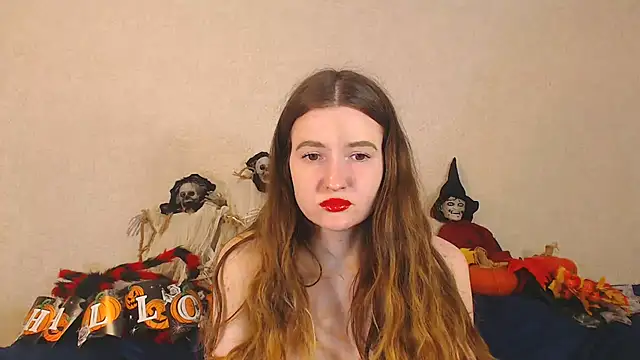 Snapshot of SecretWithJessie chatting on 10-21-25, 09:54 SecretWithJessie online show from 10-21-25, 09:54