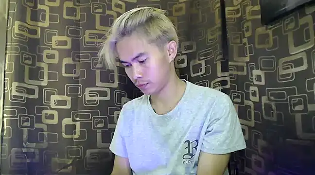 Snapshot of asianpatt69 chatting on 12-10-24, 01:22 asianpatt69 online show from 12-10-24, 01:22