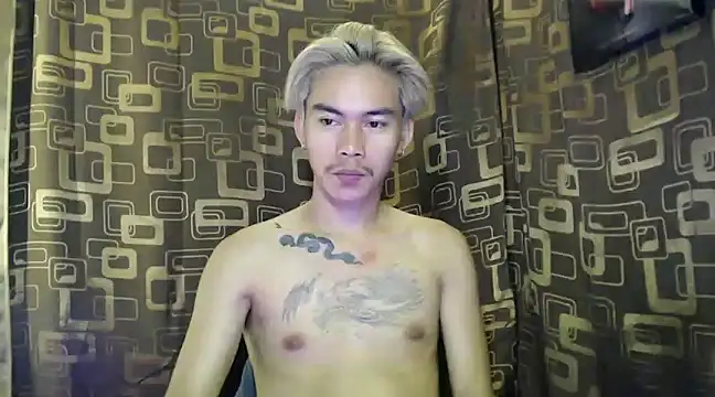 Snapshot of asianpatt69 chatting on 12-18-24, 06:32 asianpatt69 online show from 12-18-24, 06:32