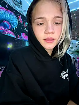 Cutiepiespanks online show from 09-15-25, 05:51