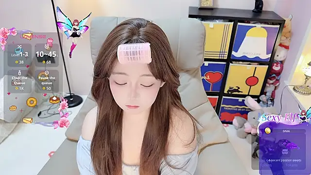 TUTU-CN online show from 02-04-26, 11:38