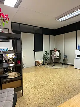 EmaSalis online show from 01-08-25, 01:20