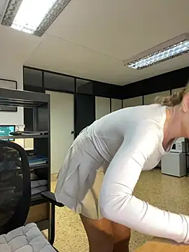 EmaSalis online show from 01-29-25, 08:29