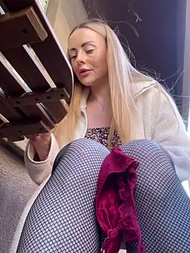 EmaSalis online show from 03-12-25, 12:36