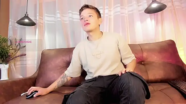 Tim wolf online show from 10-17-25, 03:36