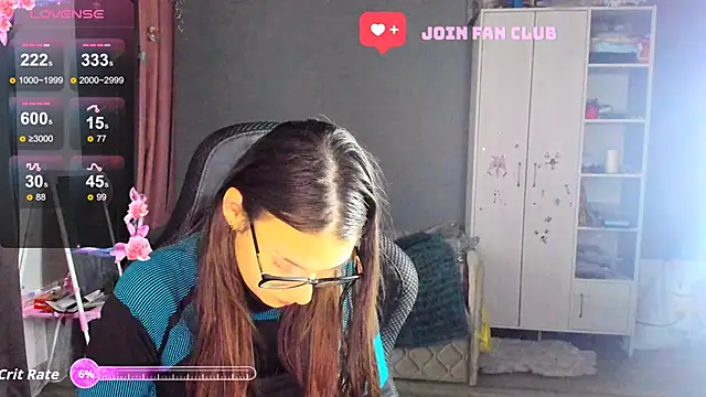 MollyLollipop online show from 10-27-25, 02:15