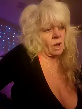 Snapshot of IMS_BHAVEN chatting on 12-09-24, 04:01 IMS BHAVEN online show from 12-09-24, 04:01