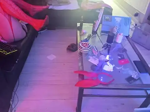 slankecrosdresser online show from 02-06-25, 09:32