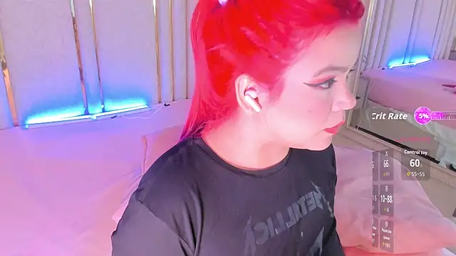 Snapshot of Saekohofman chatting on 09-17-25, 04:14 Saekohofman online show from 09-17-25, 04:14