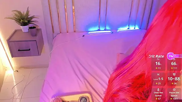 Snapshot of Saekohofman chatting on 10-12-25, 04:11 Saekohofman online show from 10-12-25, 04:11