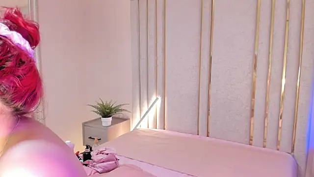 Snapshot of Saekohofman chatting on 02-10-26, 04:16 Saekohofman online show from 02-10-26, 04:16