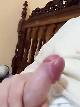 Snapshot of White_rabbit_ chatting on 01-05-25, 03:23 White rabbit  online show from 01-05-25, 03:23