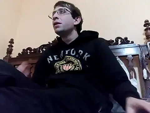 Snapshot of White_rabbit_ chatting on 01-08-25, 04:00 White rabbit  online show from 01-08-25, 04:00