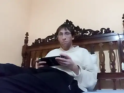 Snapshot of White_rabbit_ chatting on 01-10-25, 05:24 White rabbit  online show from 01-10-25, 05:24