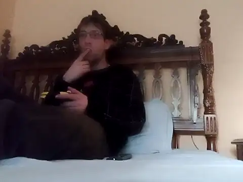 Snapshot of White_rabbit_ chatting on 01-14-25, 04:18 White rabbit  online show from 01-14-25, 04:18