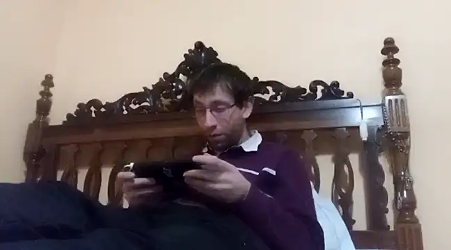 Snapshot of White_rabbit_ chatting on 01-17-25, 09:17 White rabbit  online show from 01-17-25, 09:17