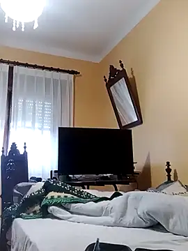 Snapshot of White_rabbit_ chatting on 01-23-25, 09:39 White rabbit  online show from 01-23-25, 09:39