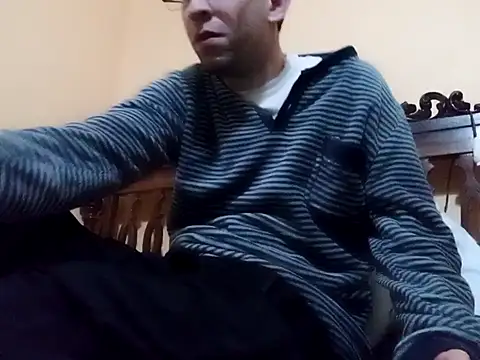 Snapshot of White_rabbit_ chatting on 02-06-25, 08:34 White rabbit  online show from 02-06-25, 08:34