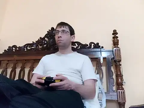 Snapshot of White_rabbit_ chatting on 02-07-25, 02:58 White rabbit  online show from 02-07-25, 02:58