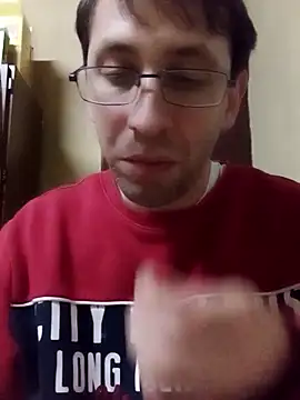 Snapshot of White_rabbit_ chatting on 02-20-25, 12:30 White rabbit  online show from 02-20-25, 12:30