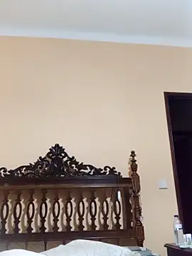 Snapshot of White_rabbit_ chatting on 02-21-25, 08:51 White rabbit  online show from 02-21-25, 08:51