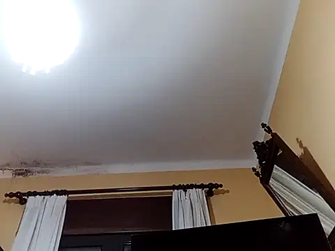 Snapshot of White_rabbit_ chatting on 02-27-25, 09:14 White rabbit  online show from 02-27-25, 09:14