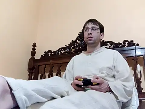 Snapshot of White_rabbit_ chatting on 02-28-25, 12:21 White rabbit  online show from 02-28-25, 12:21