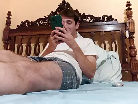 Snapshot of White_rabbit_ chatting on 09-21-25, 09:16 White rabbit  online show from 09-21-25, 09:16