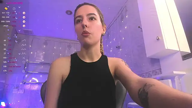 Fire moth online show from 02-25-25, 06:47