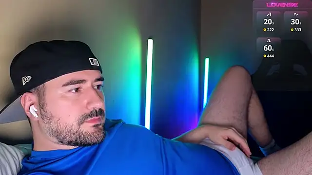 DominantTheo online show from 03-04-26, 03:56